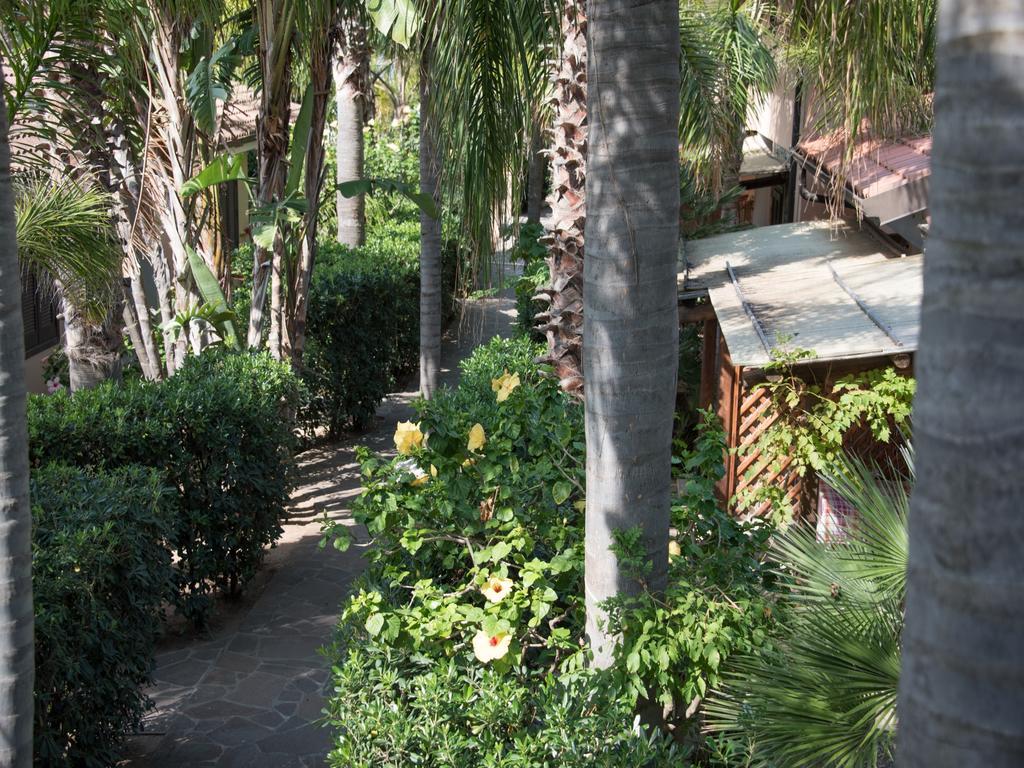 קאפו ואטיצ'אנו Baia Del Godano Resort & Spa מראה חיצוני תמונה