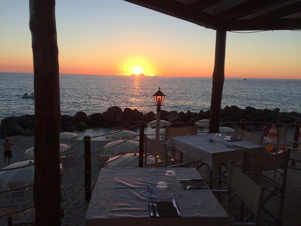 קאפו ואטיצ'אנו Baia Del Godano Resort & Spa מראה חיצוני תמונה