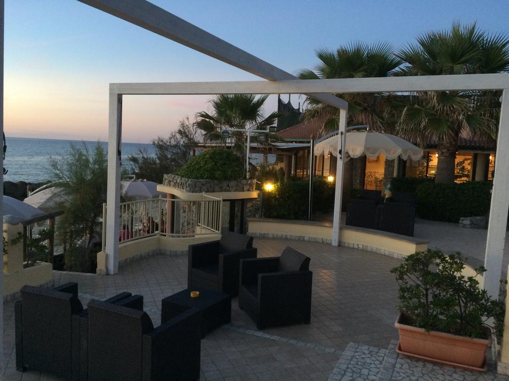 קאפו ואטיצ'אנו Baia Del Godano Resort & Spa מראה חיצוני תמונה