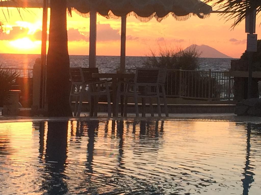 קאפו ואטיצ'אנו Baia Del Godano Resort & Spa מראה חיצוני תמונה